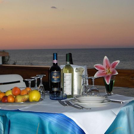 Hotel Villa Ombrosa Портоферрайо Экстерьер фото