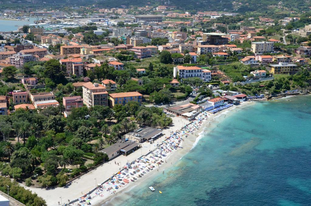 Hotel Villa Ombrosa Портоферрайо Экстерьер фото