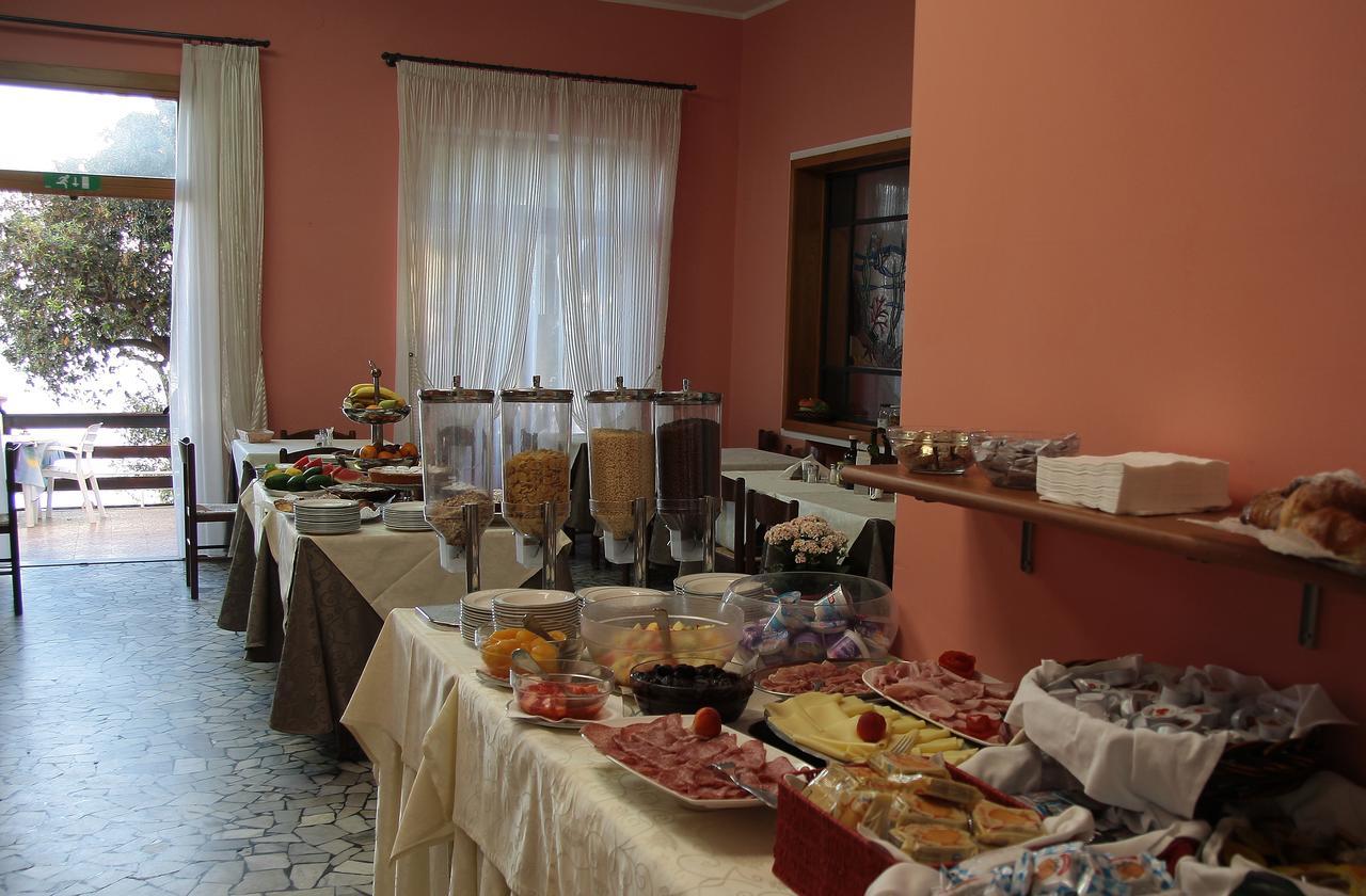 Hotel Villa Ombrosa Портоферрайо Номер фото